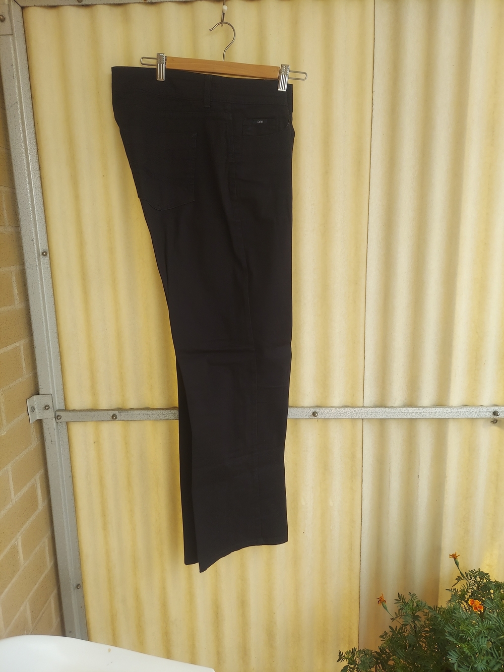 Lee Straight Leg Women’s Jeans in Black